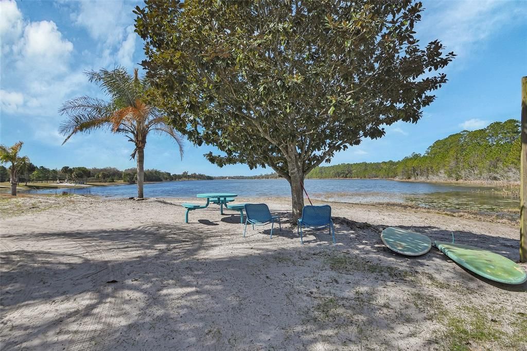 For Sale: $899,000 (2 beds, 1 baths, 1745 Square Feet)