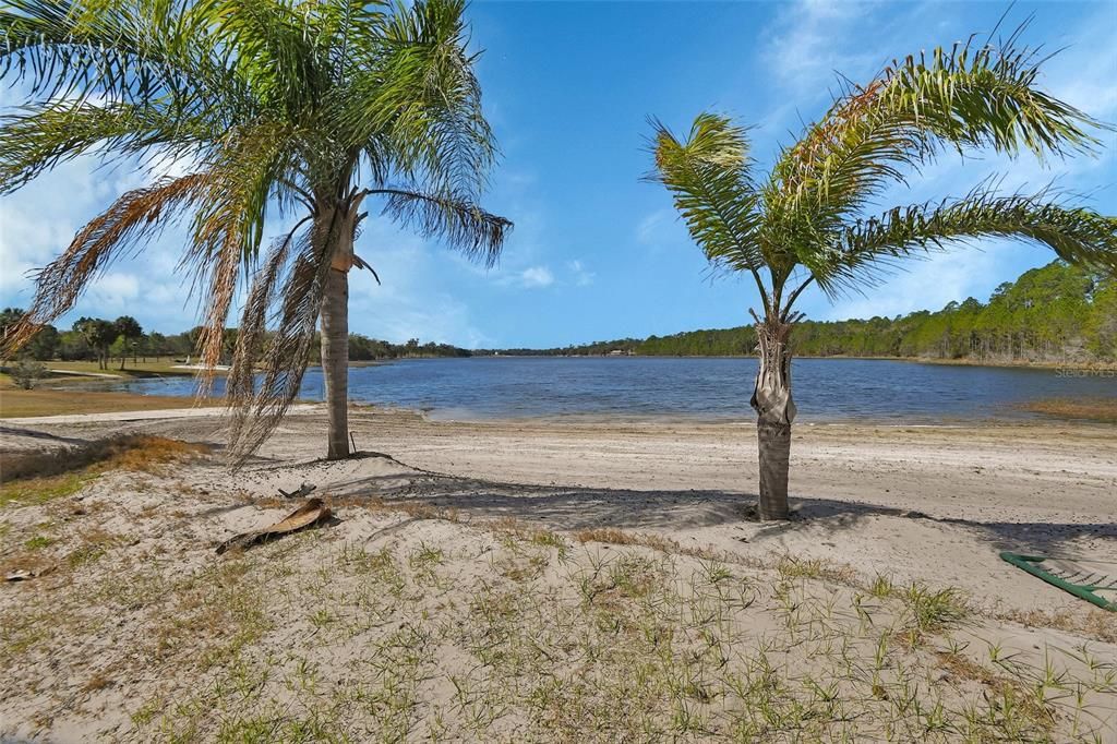 For Sale: $899,000 (2 beds, 1 baths, 1745 Square Feet)