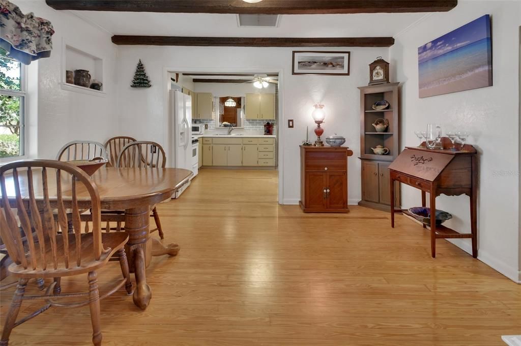 For Sale: $899,000 (2 beds, 1 baths, 1745 Square Feet)