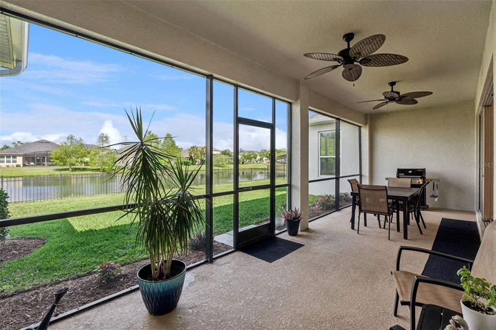 Activo con contrato: $795,000 (4 camas, 3 baños, 3212 Pies cuadrados)