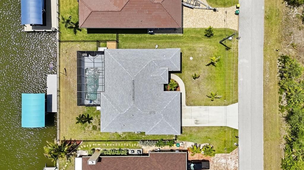 Activo con contrato: $675,000 (3 camas, 2 baños, 2036 Pies cuadrados)