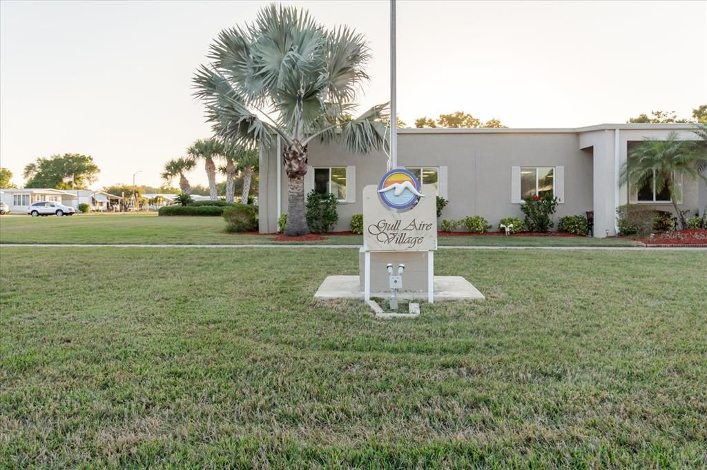 For Sale: $150,000 (2 beds, 2 baths, 1048 Square Feet)