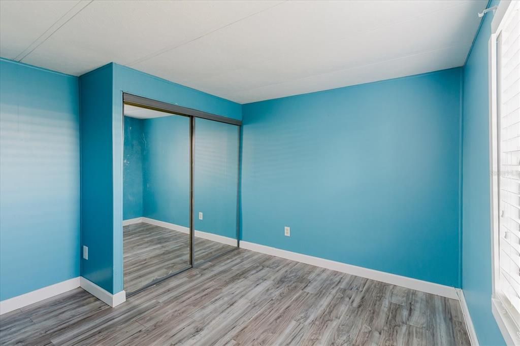 For Sale: $150,000 (2 beds, 2 baths, 1048 Square Feet)