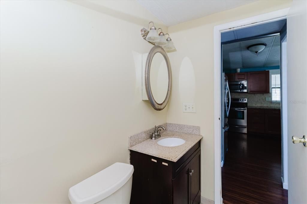 For Sale: $150,000 (2 beds, 2 baths, 1048 Square Feet)