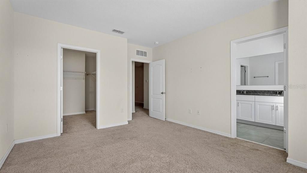 En Venta: $255,000 (2 camas, 2 baños, 1624 Pies cuadrados)