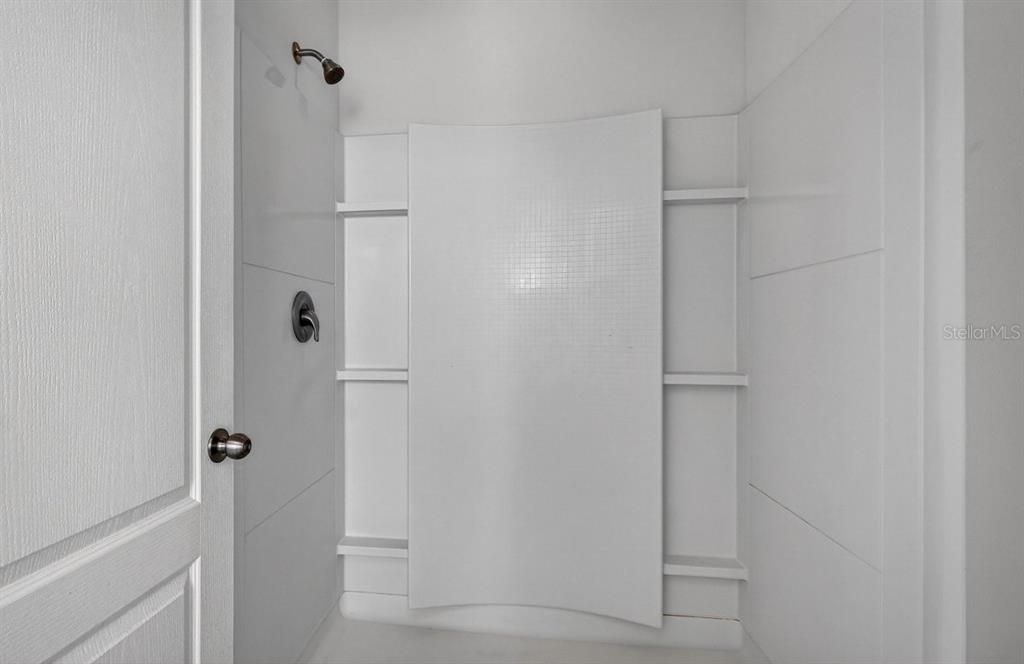 En Venta: $255,000 (2 camas, 2 baños, 1624 Pies cuadrados)