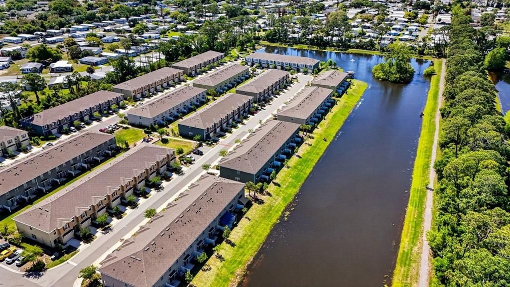 En Venta: $255,000 (2 camas, 2 baños, 1624 Pies cuadrados)