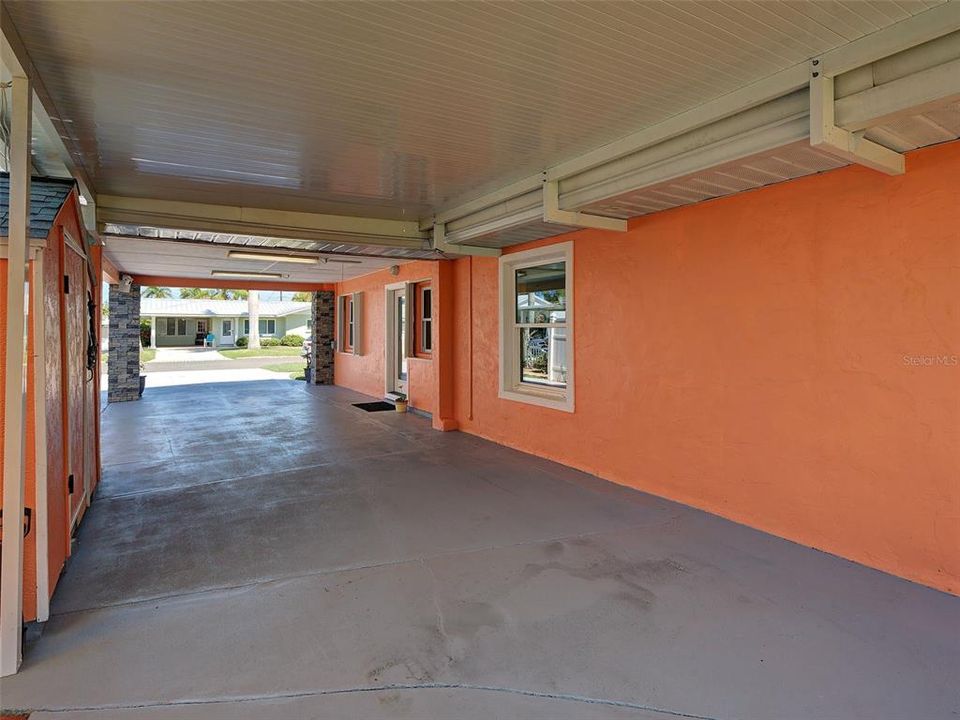 Activo con contrato: $499,900 (3 camas, 2 baños, 1559 Pies cuadrados)