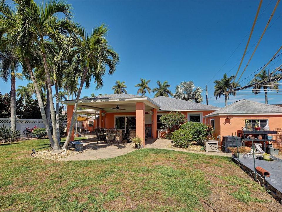 Activo con contrato: $499,900 (3 camas, 2 baños, 1559 Pies cuadrados)