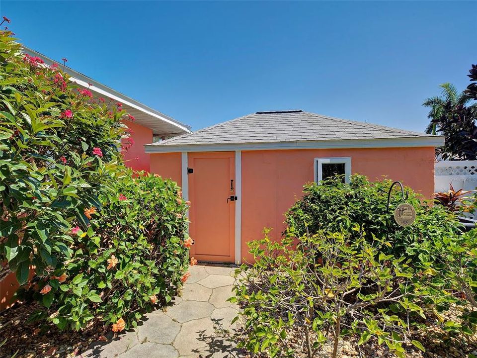 Activo con contrato: $499,900 (3 camas, 2 baños, 1559 Pies cuadrados)