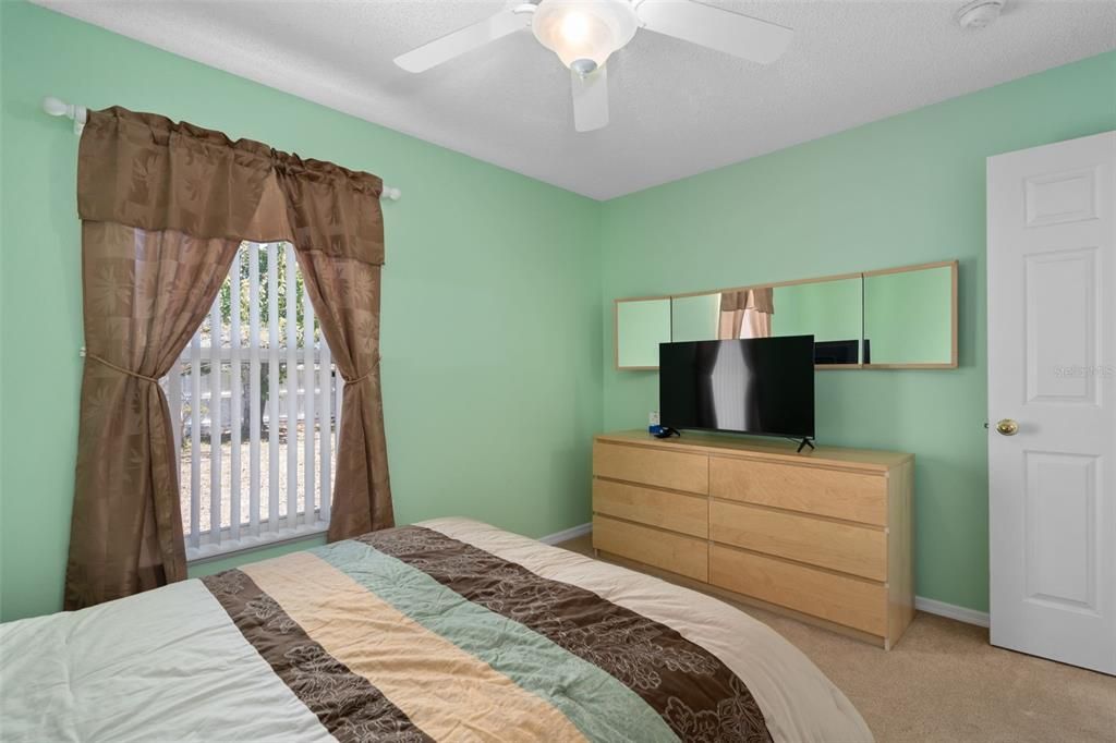 Active With Contract: $250,000 (3 beds, 2 baths, 1536 Square Feet)