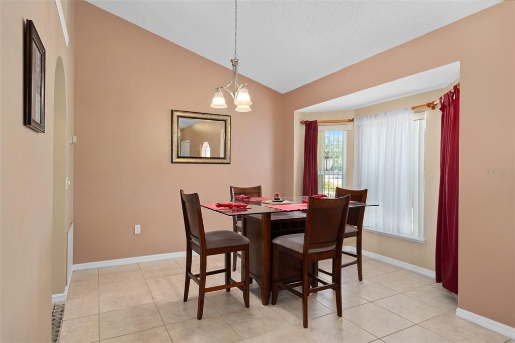 Active With Contract: $250,000 (3 beds, 2 baths, 1536 Square Feet)