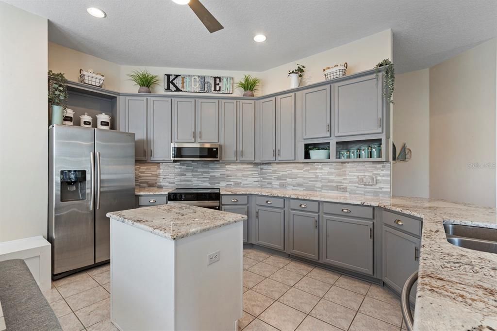 Active With Contract: $799,000 (4 beds, 2 baths, 1860 Square Feet)