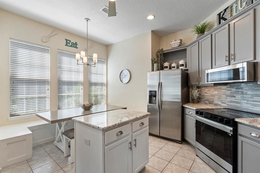 Active With Contract: $799,000 (4 beds, 2 baths, 1860 Square Feet)