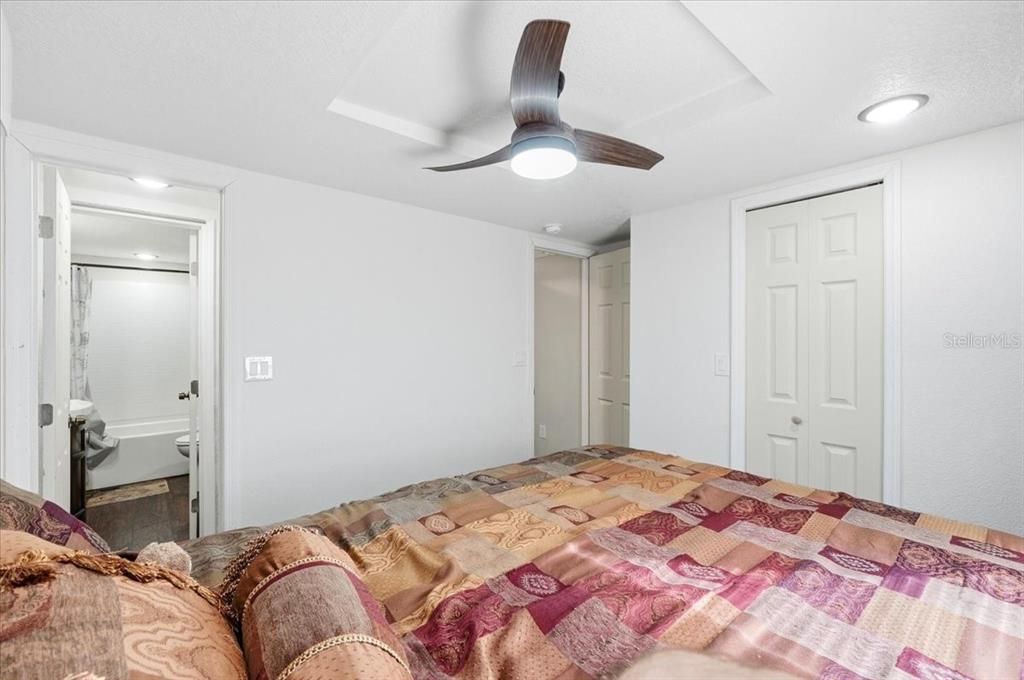 Activo con contrato: $179,000 (3 camas, 3 baños, 1188 Pies cuadrados)