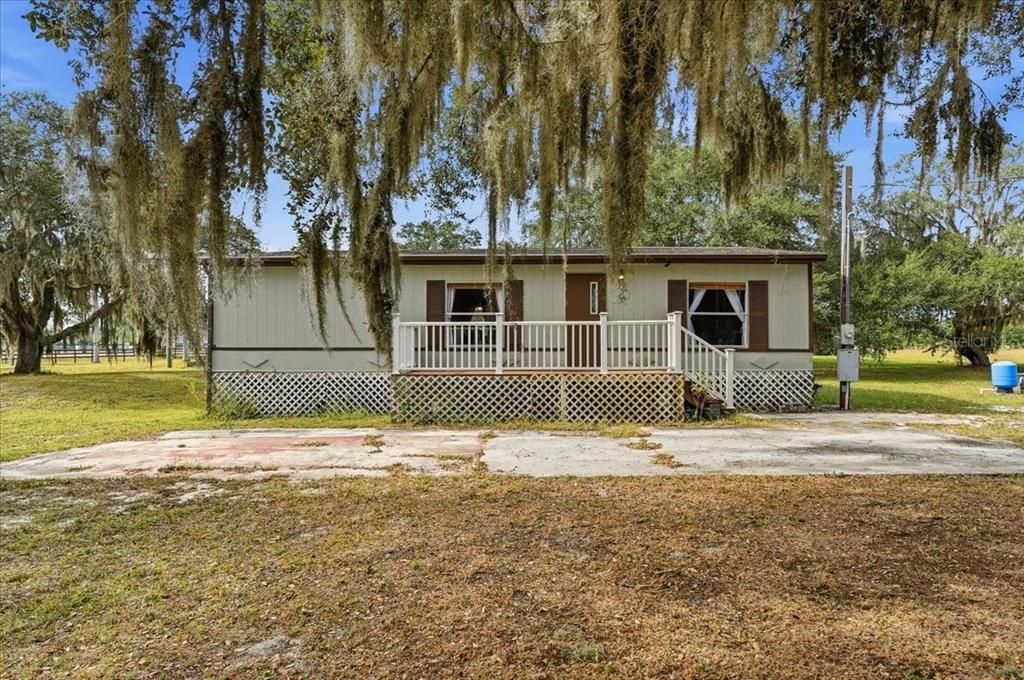 Activo con contrato: $179,000 (3 camas, 3 baños, 1188 Pies cuadrados)