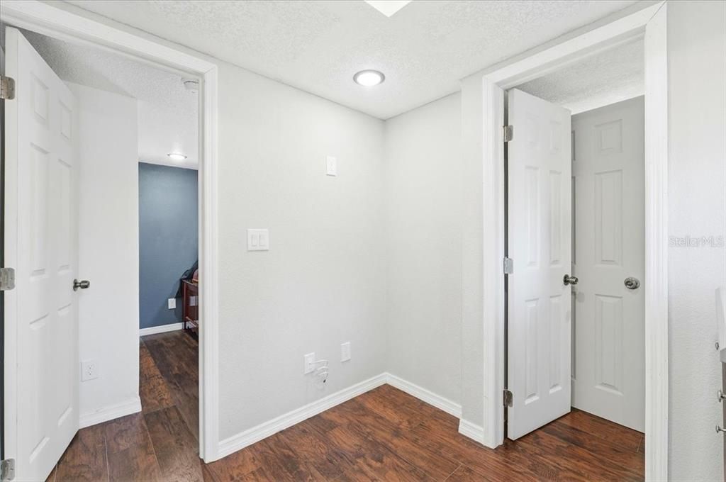 Activo con contrato: $179,000 (3 camas, 3 baños, 1188 Pies cuadrados)