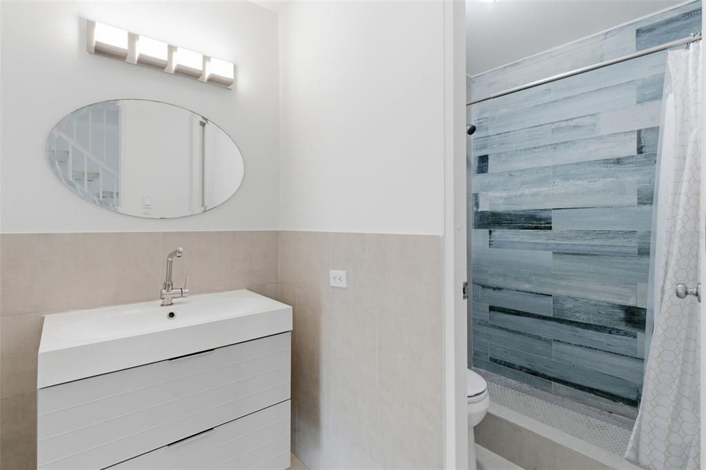 For Sale: $490,000 (3 beds, 2 baths, 1775.6 Square Feet)