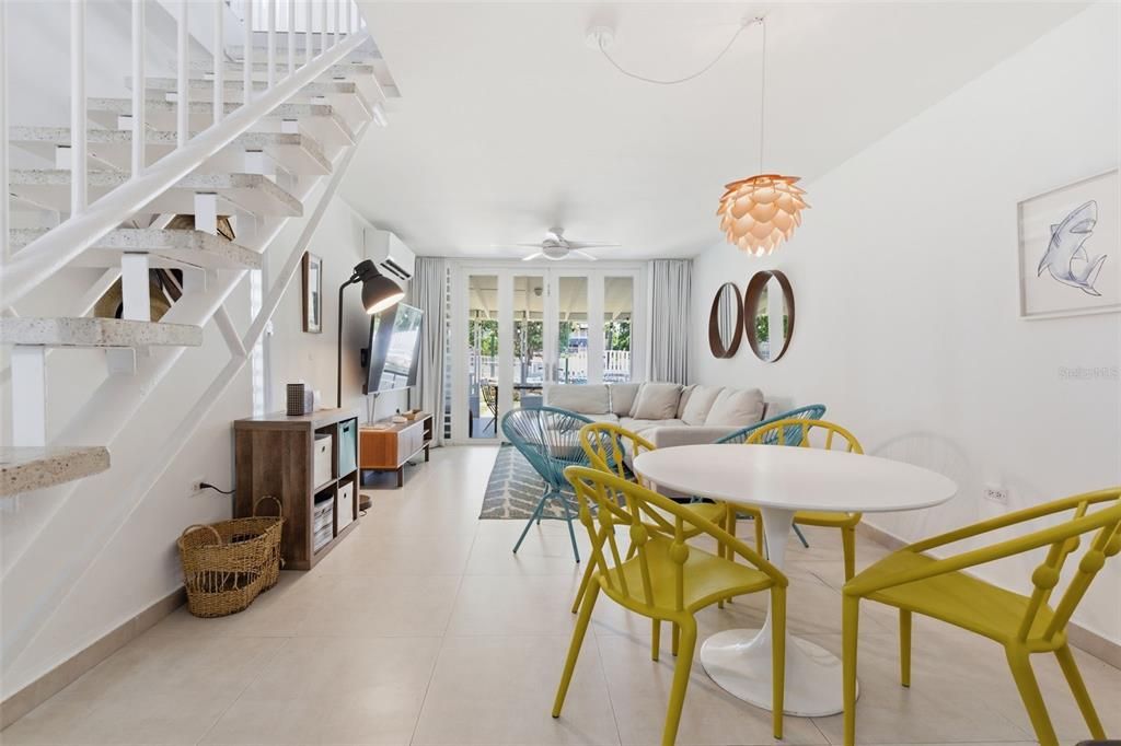 For Sale: $490,000 (3 beds, 2 baths, 1775.6 Square Feet)