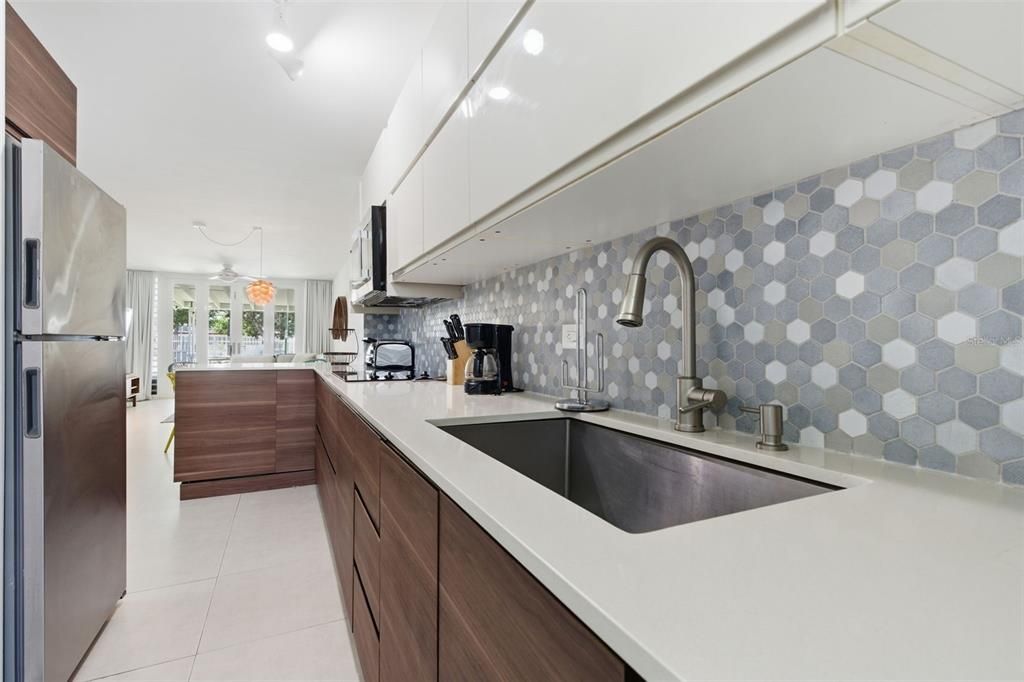 For Sale: $490,000 (3 beds, 2 baths, 1775.6 Square Feet)