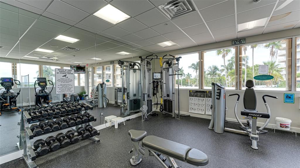 Active With Contract: $799,000 (2 beds, 2 baths, 1329 Square Feet)