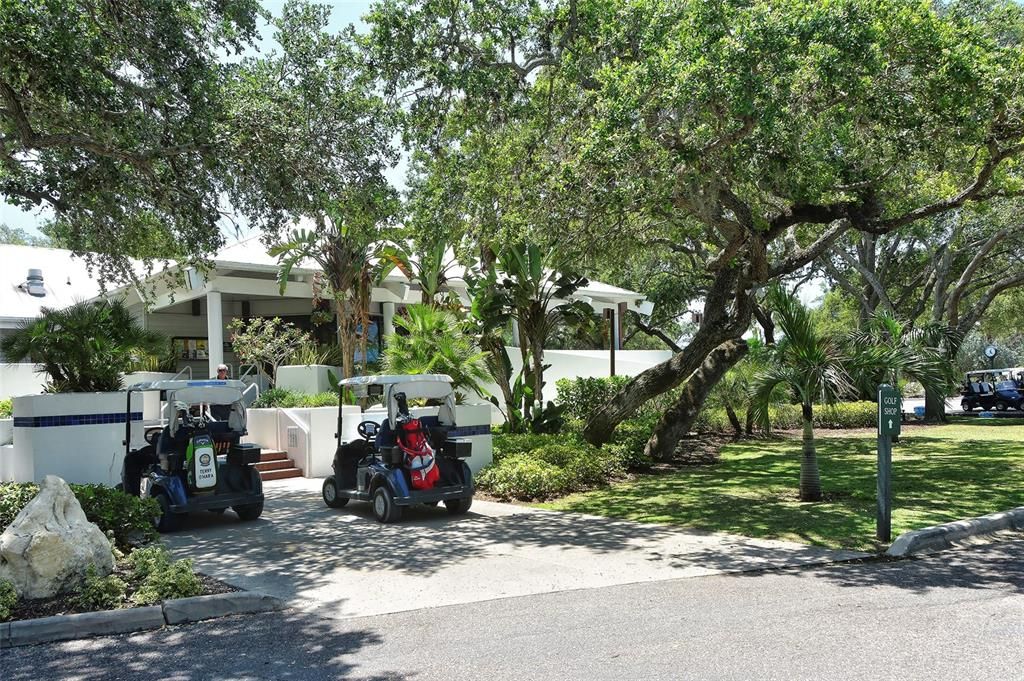 Active With Contract: $799,000 (2 beds, 2 baths, 1329 Square Feet)