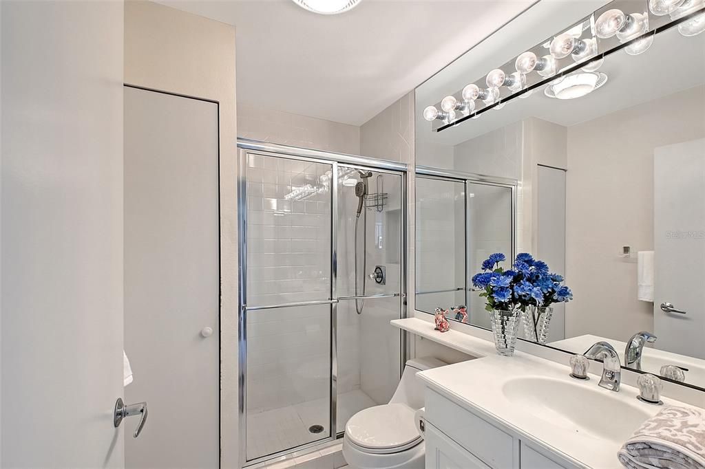 Active With Contract: $799,000 (2 beds, 2 baths, 1329 Square Feet)