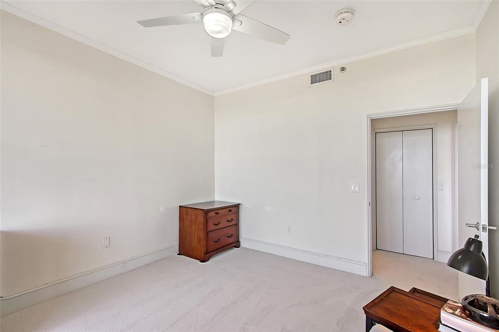 Active With Contract: $799,000 (2 beds, 2 baths, 1329 Square Feet)