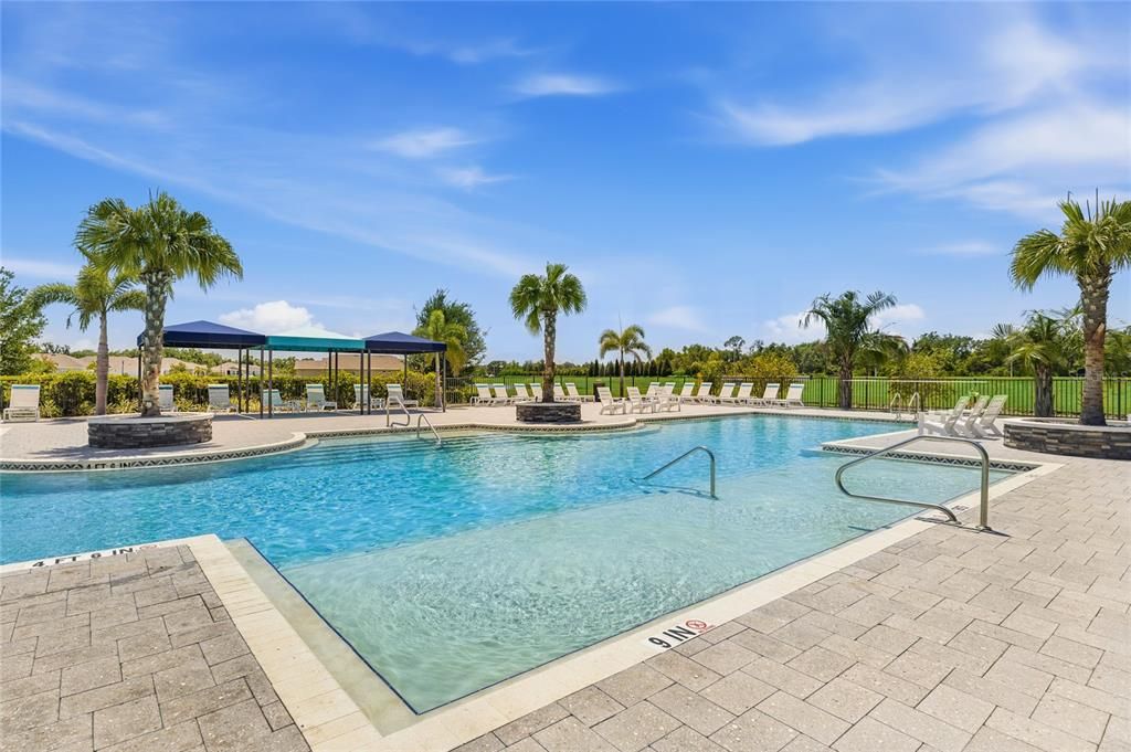 For Rent: $2,400 (3 beds, 2 baths, 1822 Square Feet)