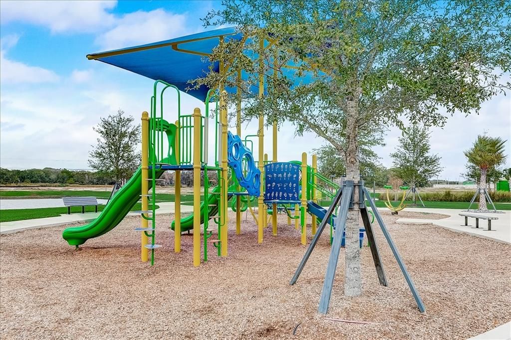 For Rent: $2,400 (3 beds, 2 baths, 1822 Square Feet)