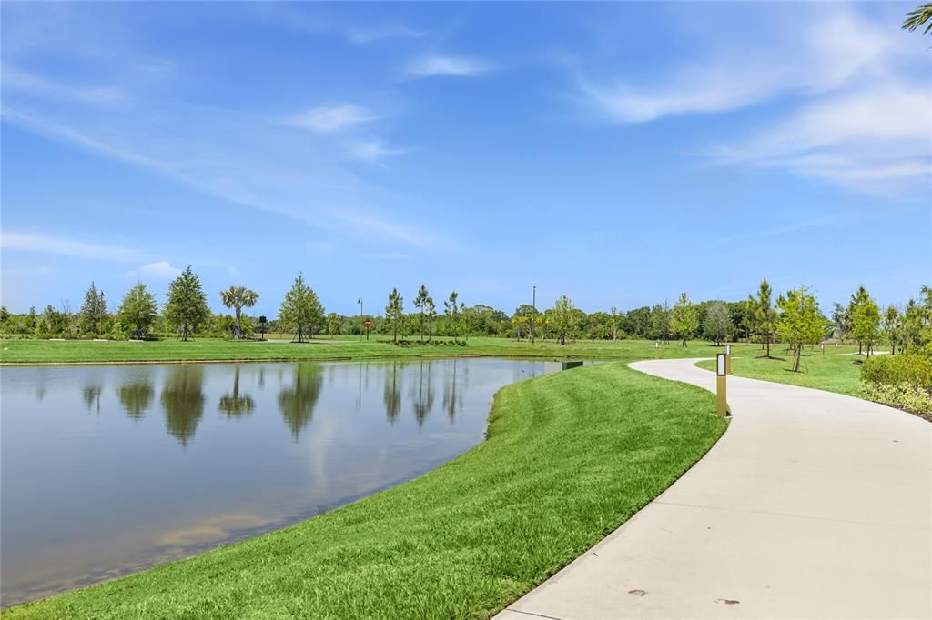 For Rent: $2,400 (3 beds, 2 baths, 1822 Square Feet)