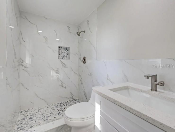 В аренду: $2,500 (3 спален, 2 ванн, 1260 Квадратных фут)