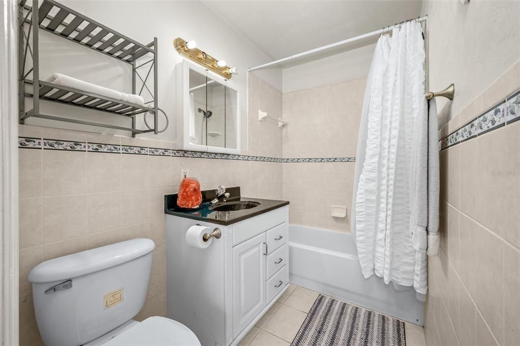 For Sale: $650,000 (3 beds, 4 baths, 2272 Square Feet)