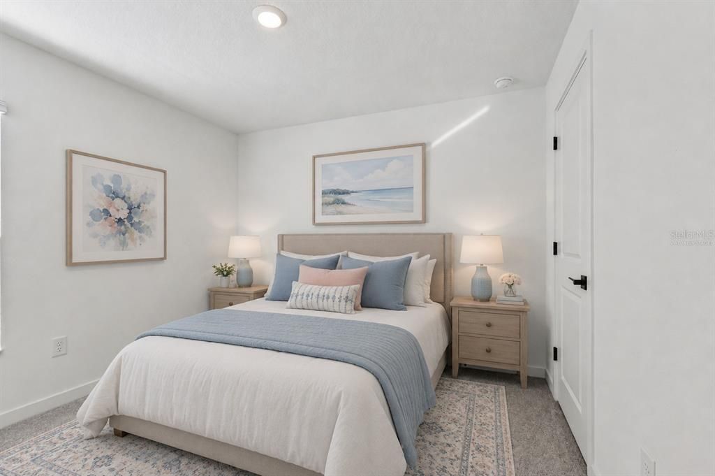 Active With Contract: $295,900 (2 beds, 2 baths, 1032 Square Feet)