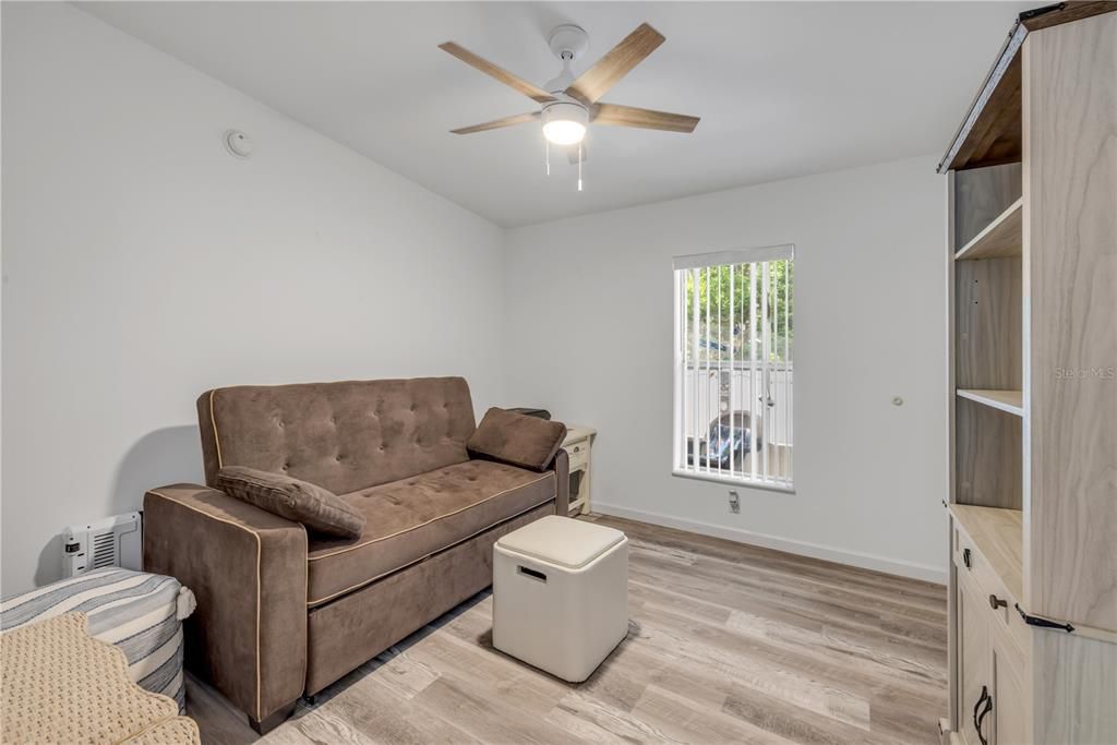 For Sale: $294,500 (3 beds, 2 baths, 1416 Square Feet)