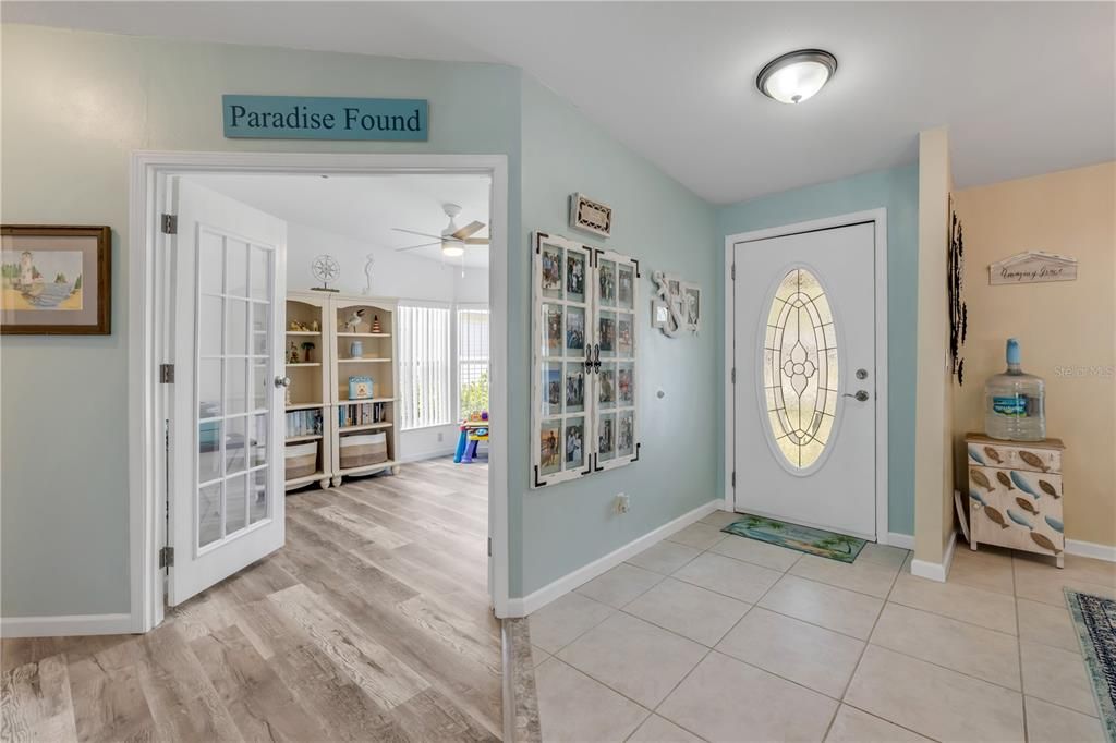 For Sale: $294,500 (3 beds, 2 baths, 1416 Square Feet)