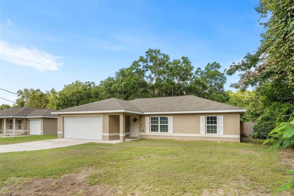 Active With Contract: $225,000 (3 beds, 2 baths, 1332 Square Feet)