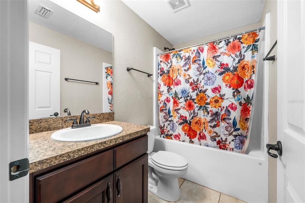 Active With Contract: $225,000 (3 beds, 2 baths, 1332 Square Feet)