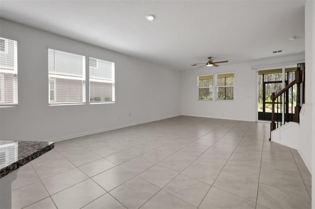 Active With Contract: $295,000 (3 beds, 2 baths, 1795 Square Feet)