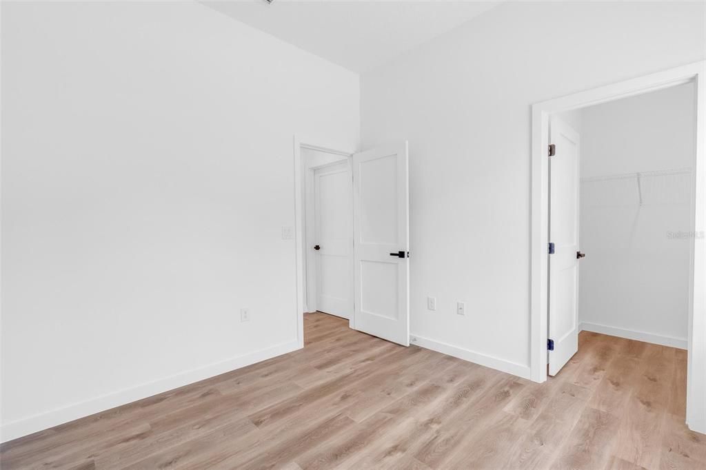 En Venta: $315,000 (4 camas, 3 baños, 1870 Pies cuadrados)