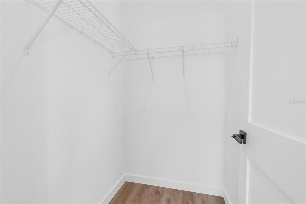 En Venta: $315,000 (4 camas, 3 baños, 1870 Pies cuadrados)
