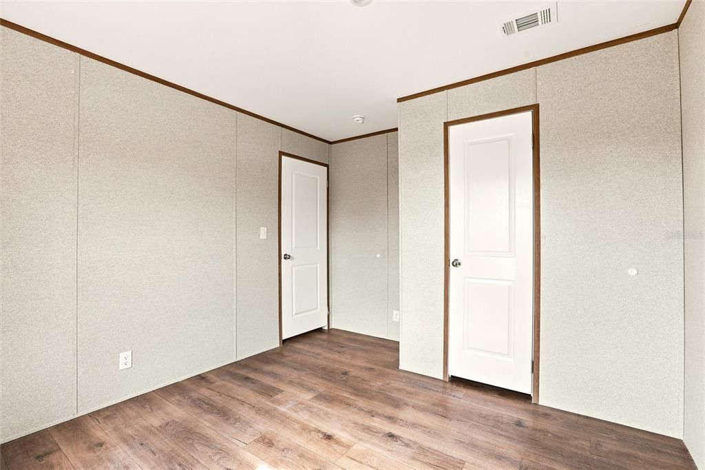 En Venta: $230,000 (4 camas, 2 baños, 1813 Pies cuadrados)