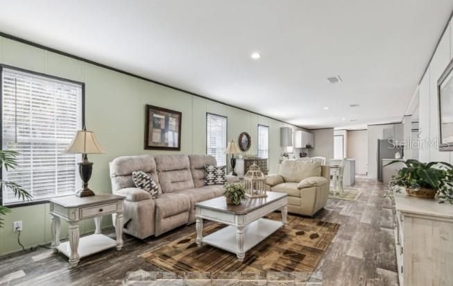 For Sale: $230,000 (4 beds, 2 baths, 1813 Square Feet)