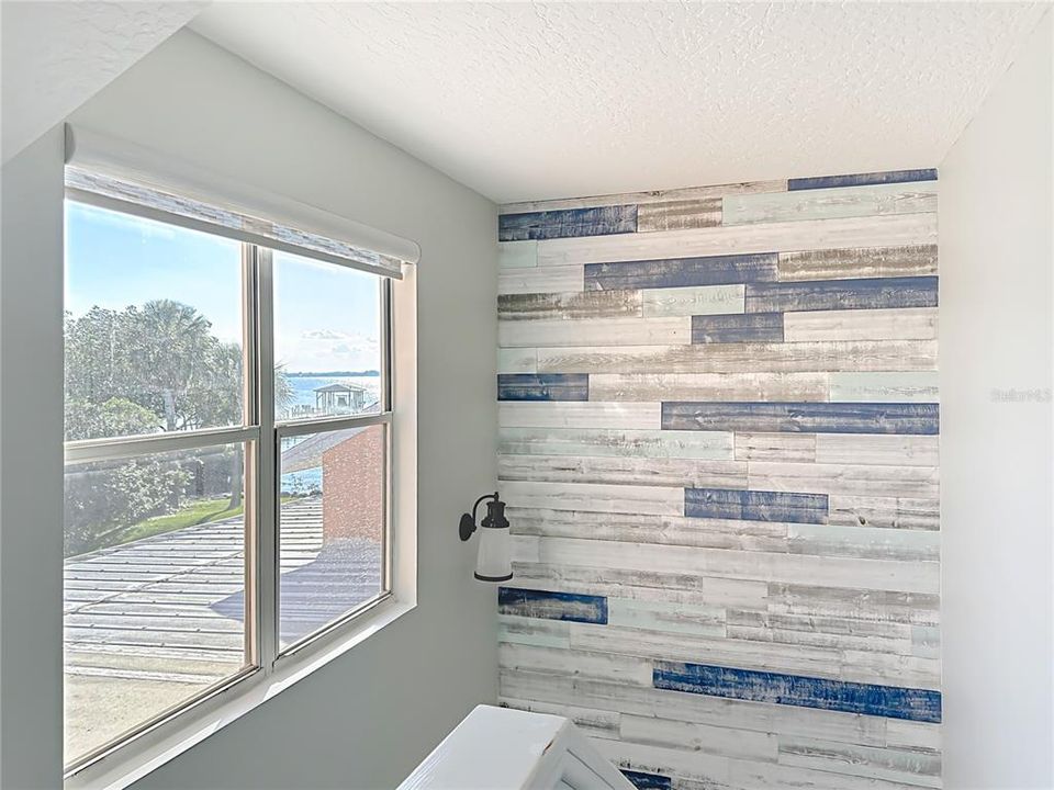 For Sale: $355,000 (2 beds, 2 baths, 1309 Square Feet)