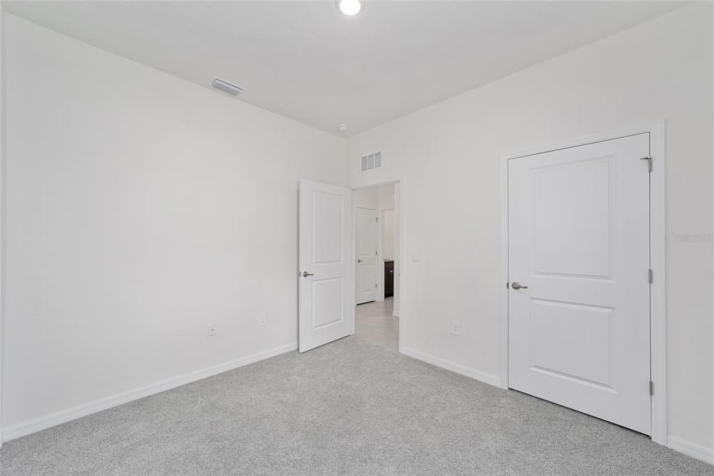 For Rent: $2,300 (3 beds, 2 baths, 1505 Square Feet)