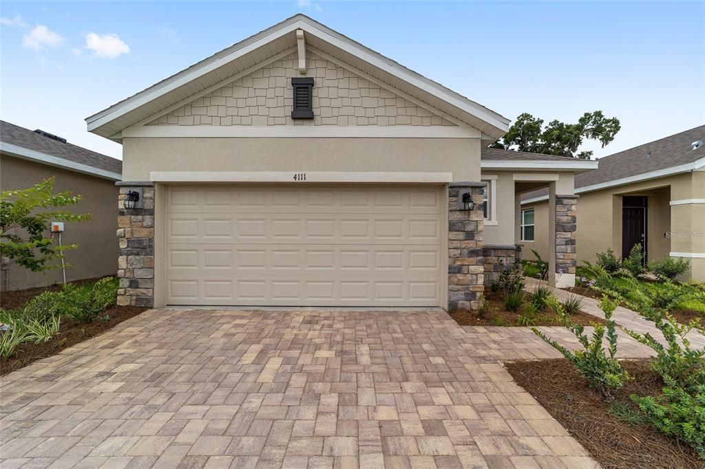 For Rent: $2,300 (3 beds, 2 baths, 1505 Square Feet)