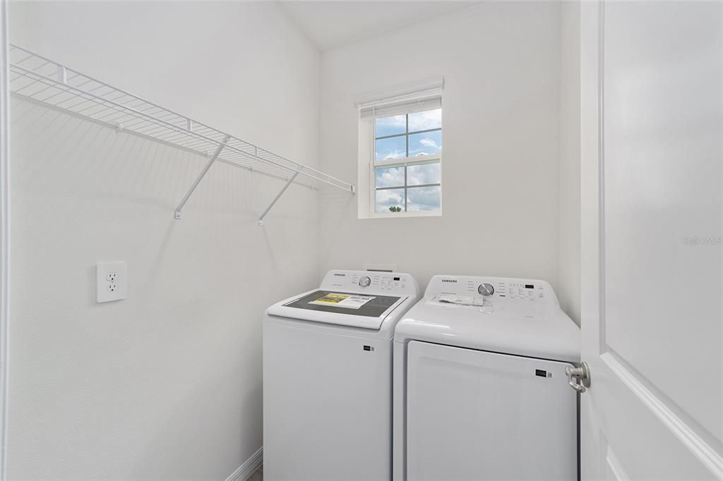 For Rent: $2,300 (3 beds, 2 baths, 1505 Square Feet)