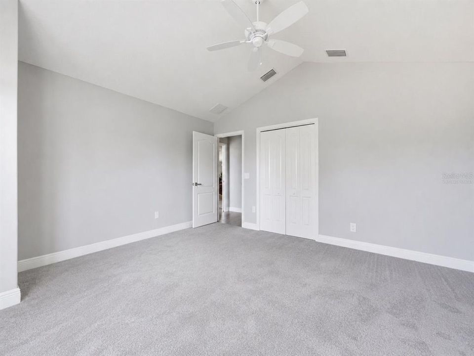 En Venta: $729,000 (3 camas, 2 baños, 2103 Pies cuadrados)