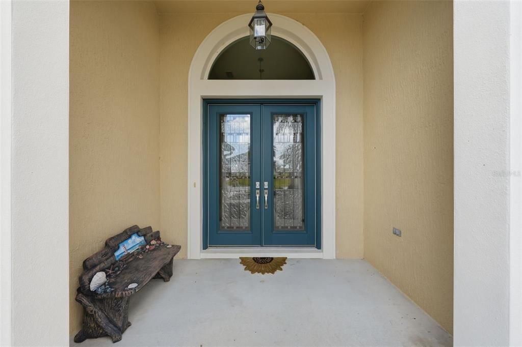 En Venta: $729,000 (3 camas, 2 baños, 2103 Pies cuadrados)