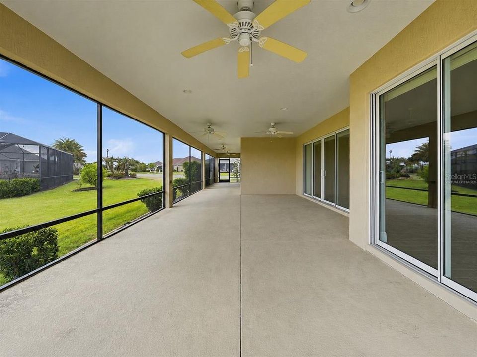 En Venta: $729,000 (3 camas, 2 baños, 2103 Pies cuadrados)